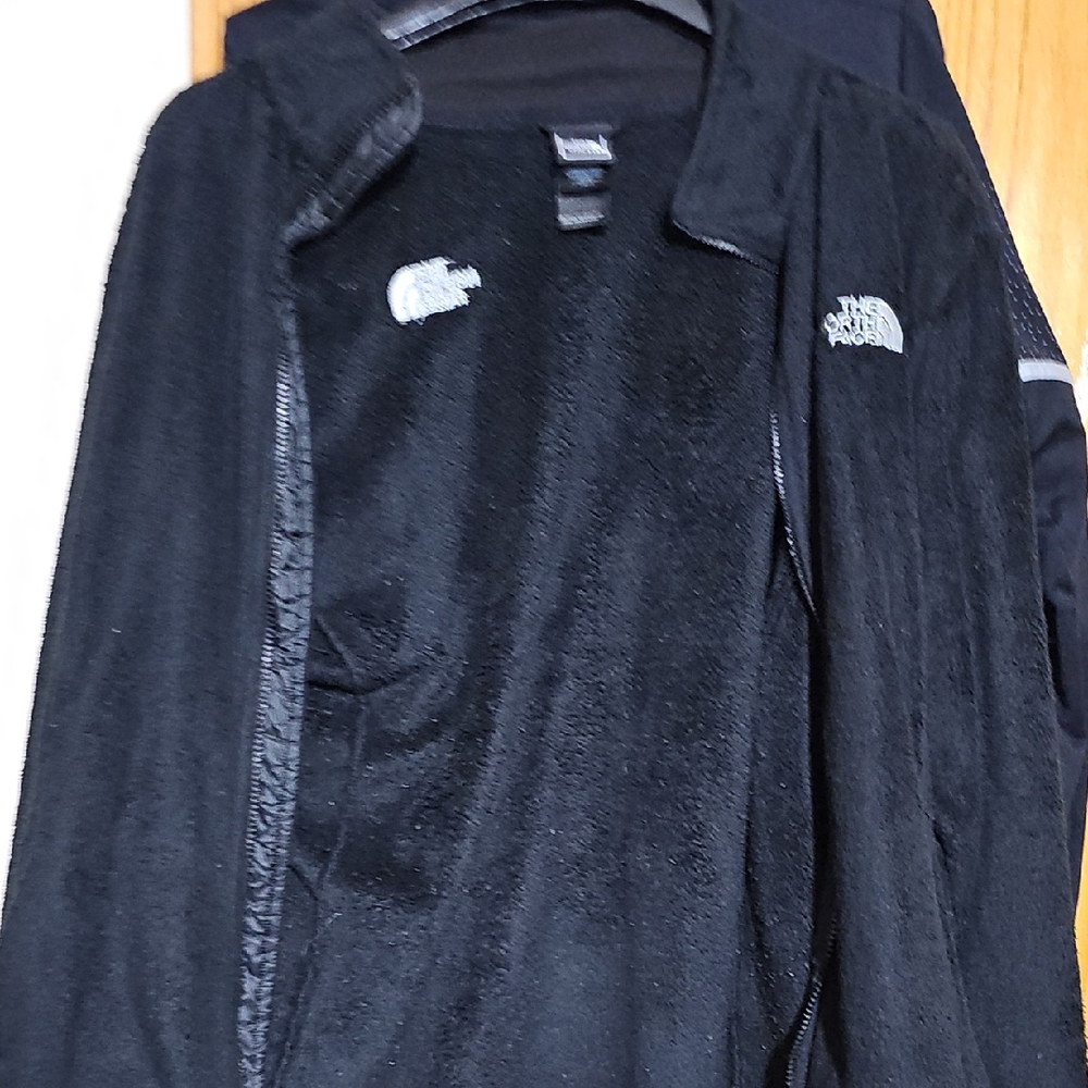 The North Face Men's Black Performance Jacket